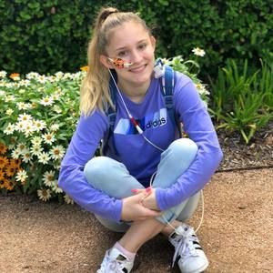 Meet your Posher, Lilia